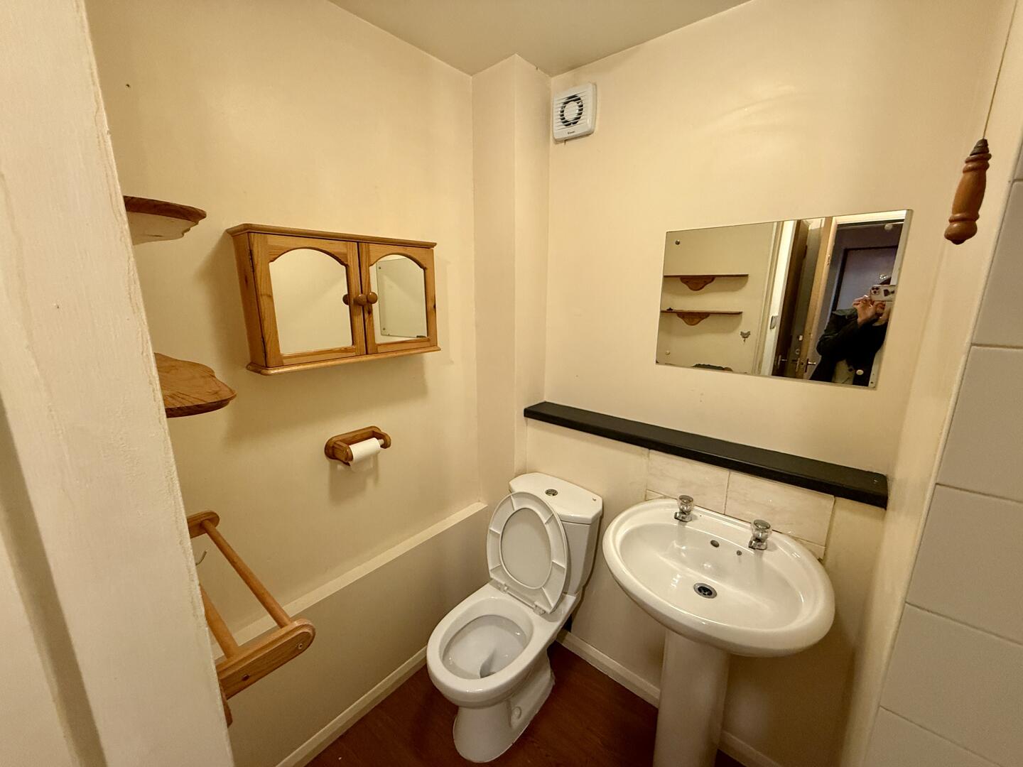 1 bed property in Holly Gardens, West Drayton